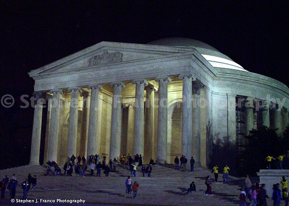 Jefferson Memorial at Night